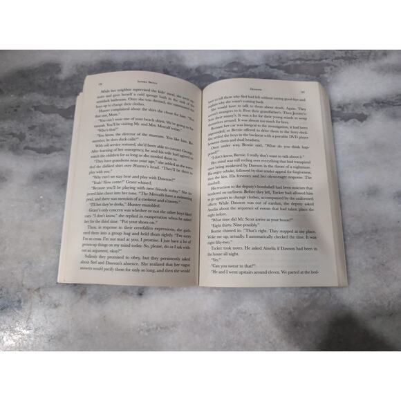 Sandra Brown Mixed Novel Bundle: Mean Streak, Smoke Screen, Deadline & Tough ... - Picture 9 of 12